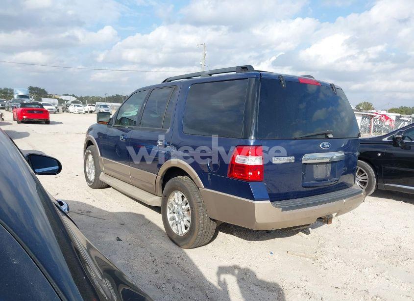 Photo 3 of 2011 Ford Expedition XLT (VIN 1FMJU1J55BEF46240)