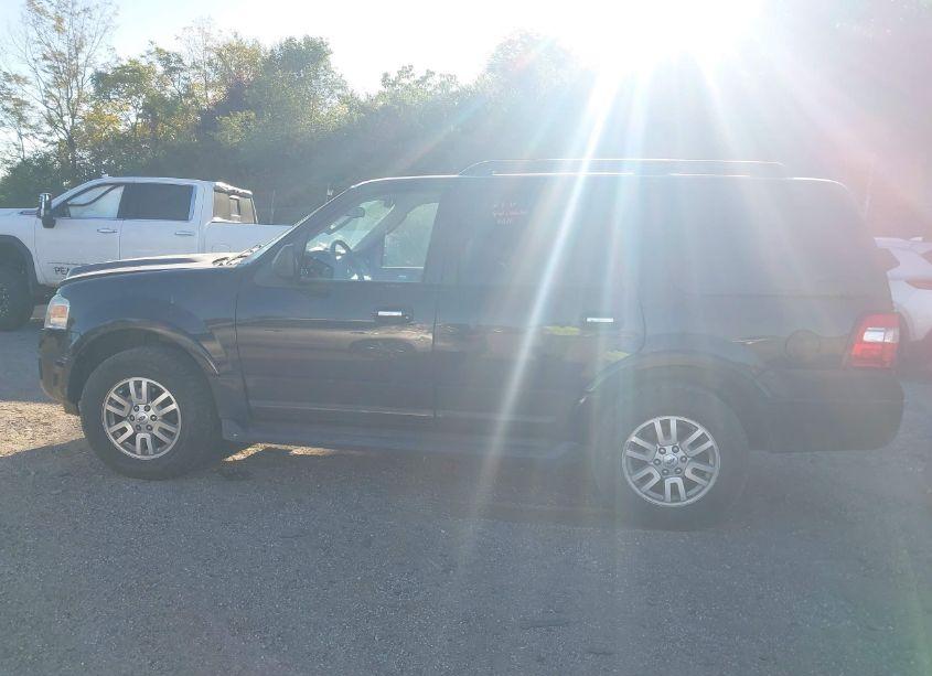 Photo 15 of 2011 Ford Expedition XLT (VIN 1FMJU1J55BEF49915)