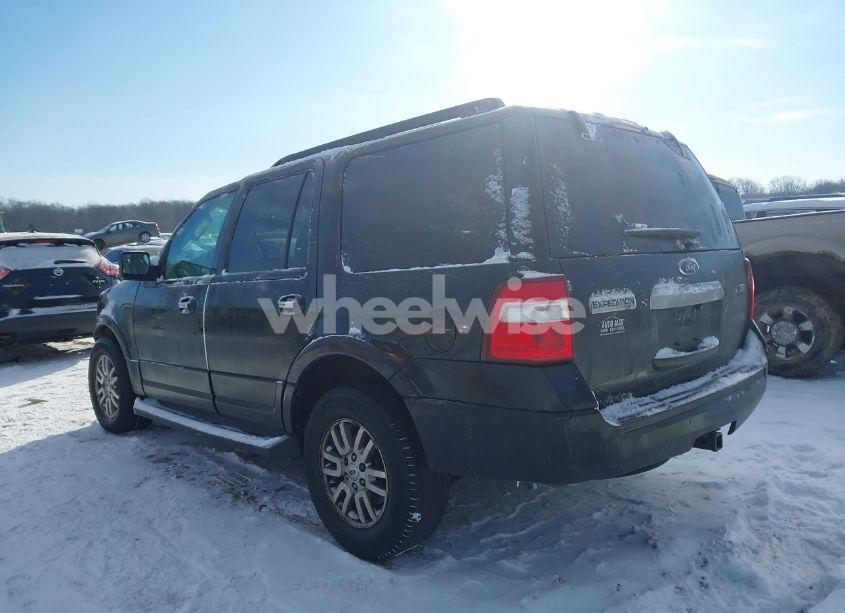 Photo 3 of 2012 Ford Expedition XLT (VIN 1FMJU1J55CEF01963)