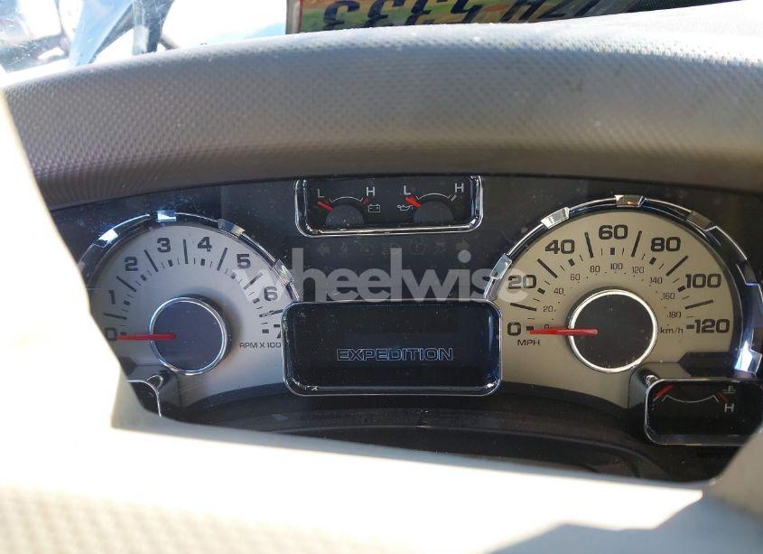 Photo 7 of 2012 Ford Expedition XLT (VIN 1FMJU1J55CEF01963)
