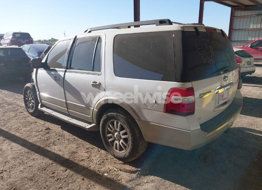 Photo 3 of 2010 Ford Expedition EDDIE BAUER (VIN 1FMJU1J56AEB68685)