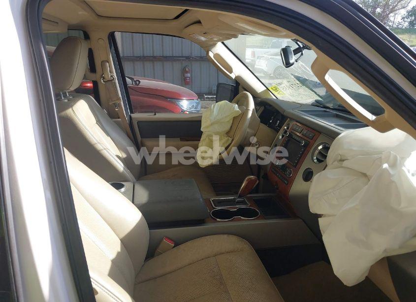 Photo 5 of 2010 Ford Expedition EDDIE BAUER (VIN 1FMJU1J56AEB68685)