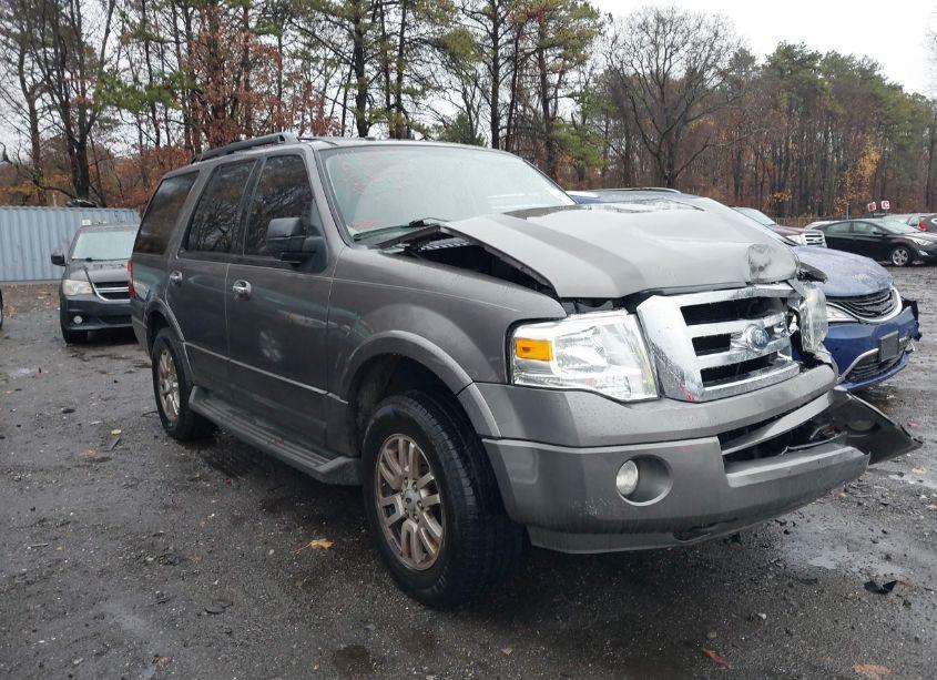 Photo 13 of 2011 Ford Expedition XLT (VIN 1FMJU1J56BEF44027)