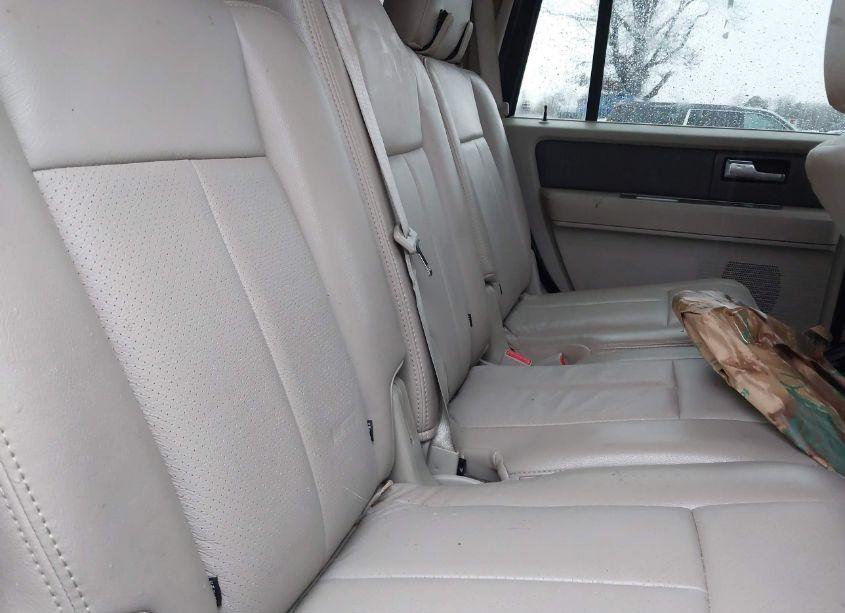 Photo 8 of 2011 Ford Expedition XLT (VIN 1FMJU1J56BEF44027)