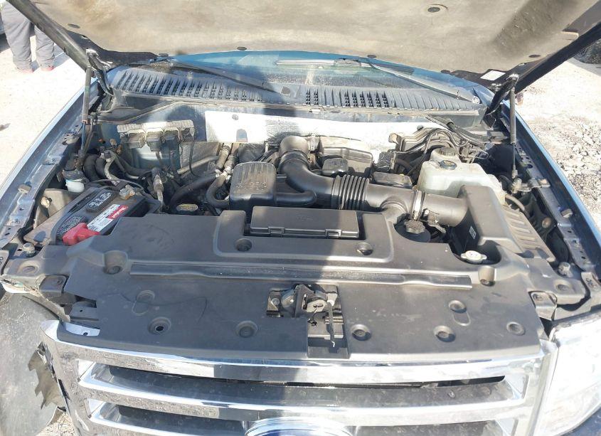 Photo 10 of 2013 Ford Expedition XLT (VIN 1FMJU1J56DEF49277)