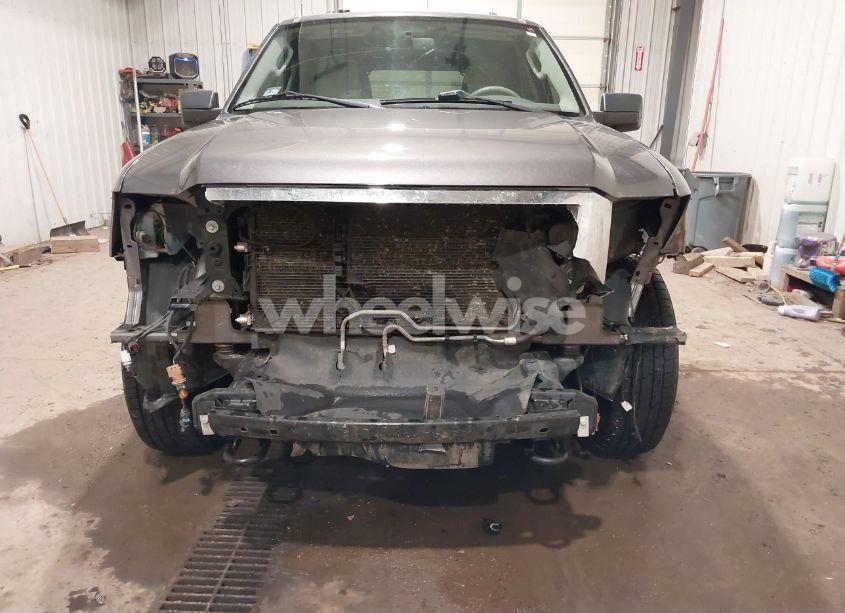 Photo 6 of 2014 Ford Expedition XLT (VIN 1FMJU1J56EEF63567)