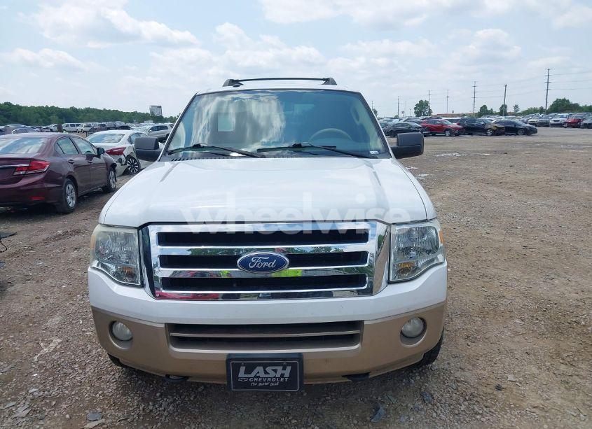 Photo 13 of 2011 Ford Expedition XLT (VIN 1FMJU1J57BEF01008)
