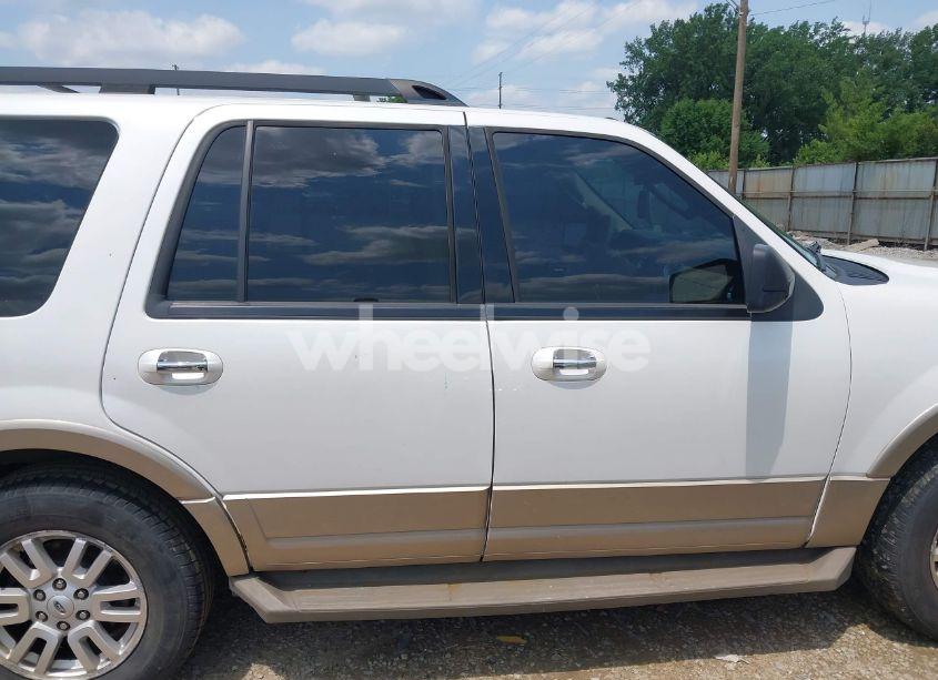 Photo 14 of 2011 Ford Expedition XLT (VIN 1FMJU1J57BEF01008)