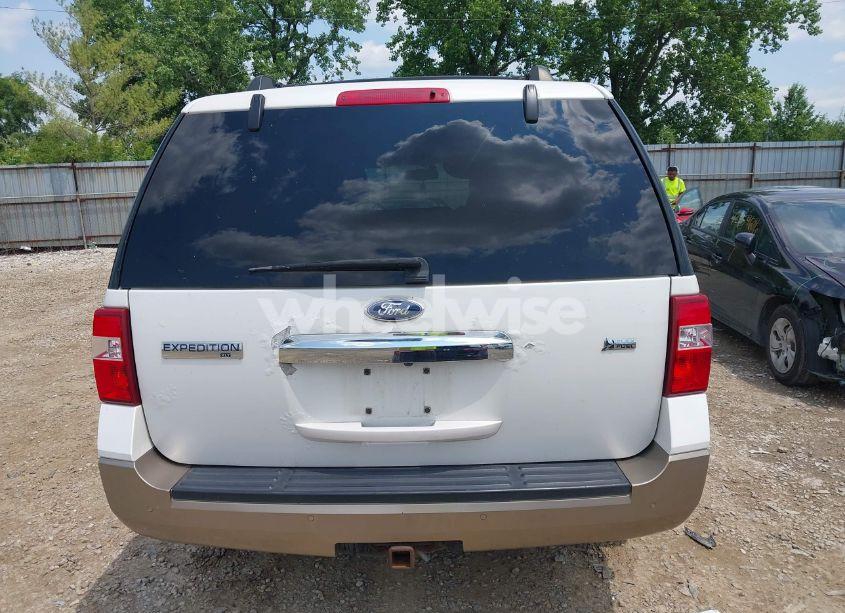 Photo 17 of 2011 Ford Expedition XLT (VIN 1FMJU1J57BEF01008)