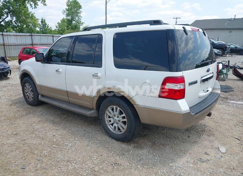 Photo 3 of 2011 Ford Expedition XLT (VIN 1FMJU1J57BEF01008)