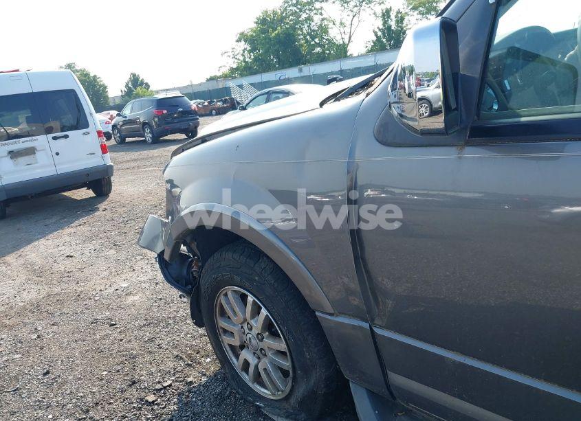 Photo 18 of 2011 Ford Expedition XLT (VIN 1FMJU1J57BEF06158)