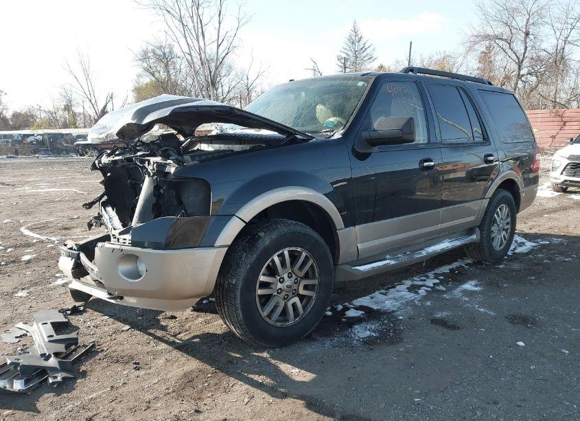 Photo 2 of 2011 Ford Expedition XLT (VIN 1FMJU1J57BEF06600)