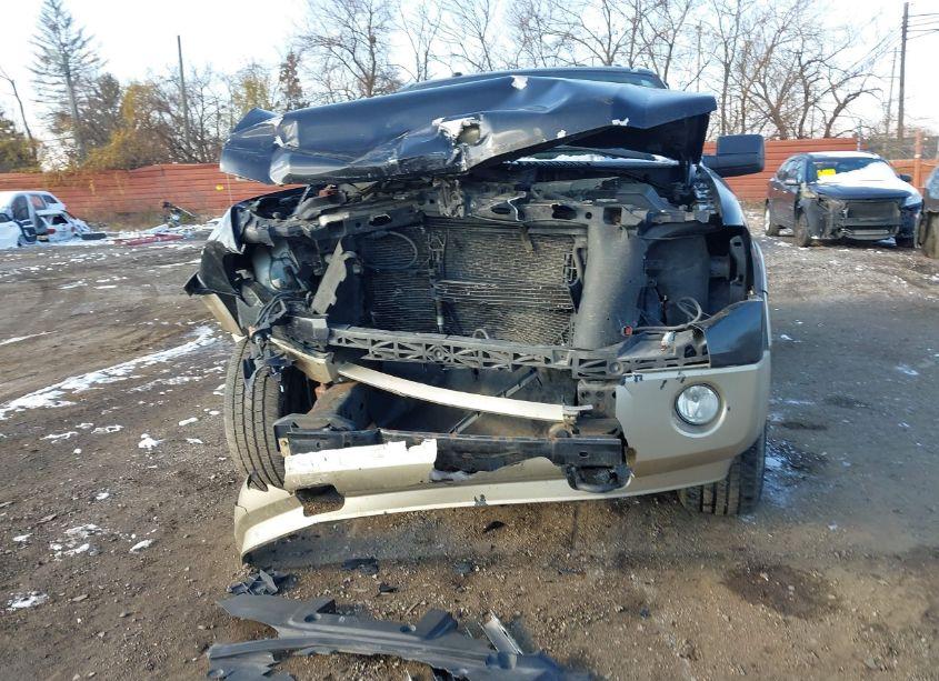 Photo 6 of 2011 Ford Expedition XLT (VIN 1FMJU1J57BEF06600)