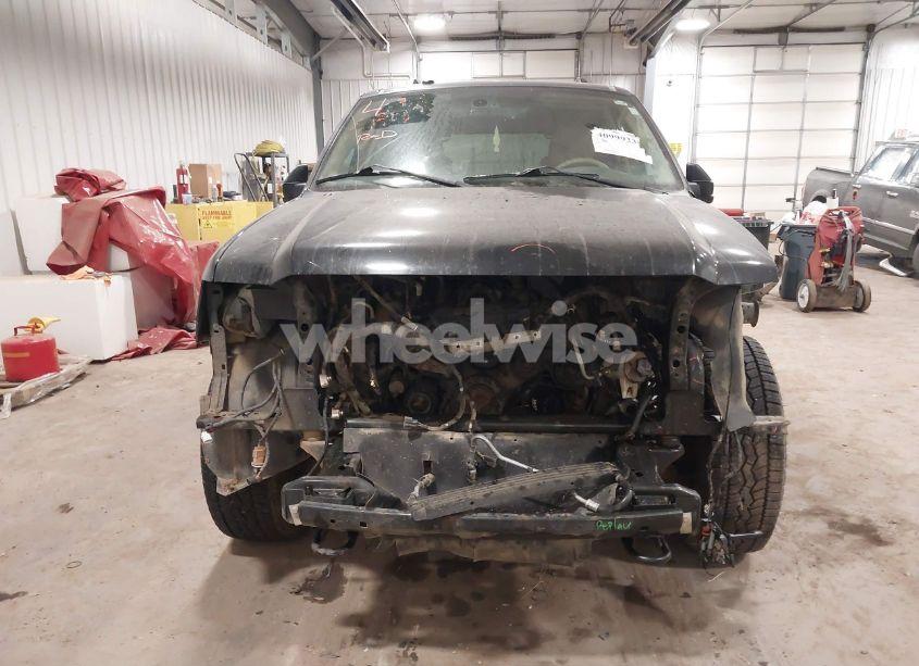 Photo 12 of 2011 Ford Expedition XLT (VIN 1FMJU1J57BEF42643)