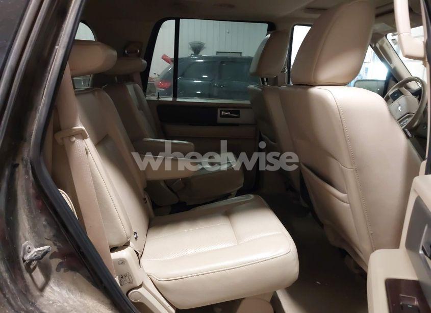 Photo 8 of 2011 Ford Expedition XLT (VIN 1FMJU1J57BEF42643)