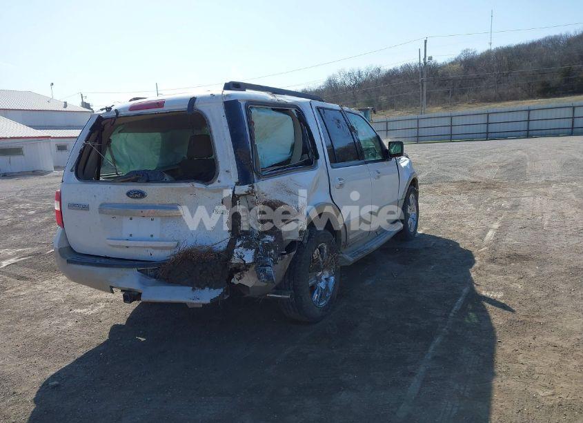 Photo 4 of 2010 Ford Expedition EDDIE BAUER (VIN 1FMJU1J58AEA64392)