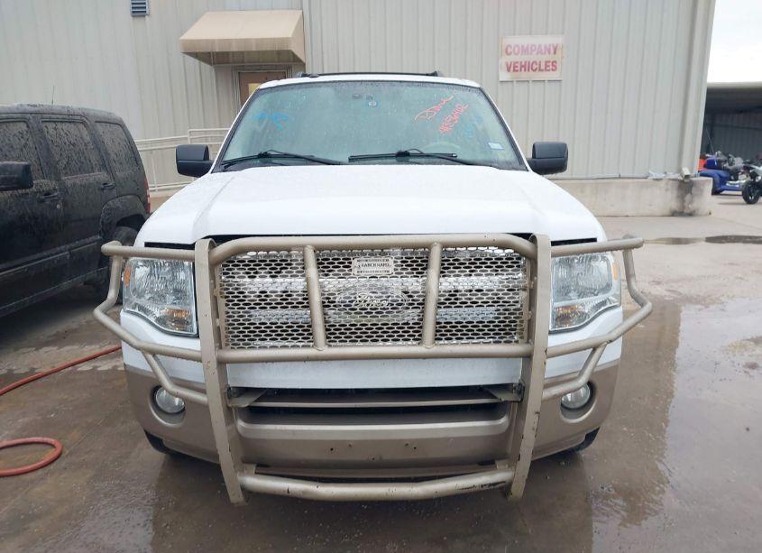 Photo 12 of 2011 Ford Expedition XLT (VIN 1FMJU1J58BEF57233)