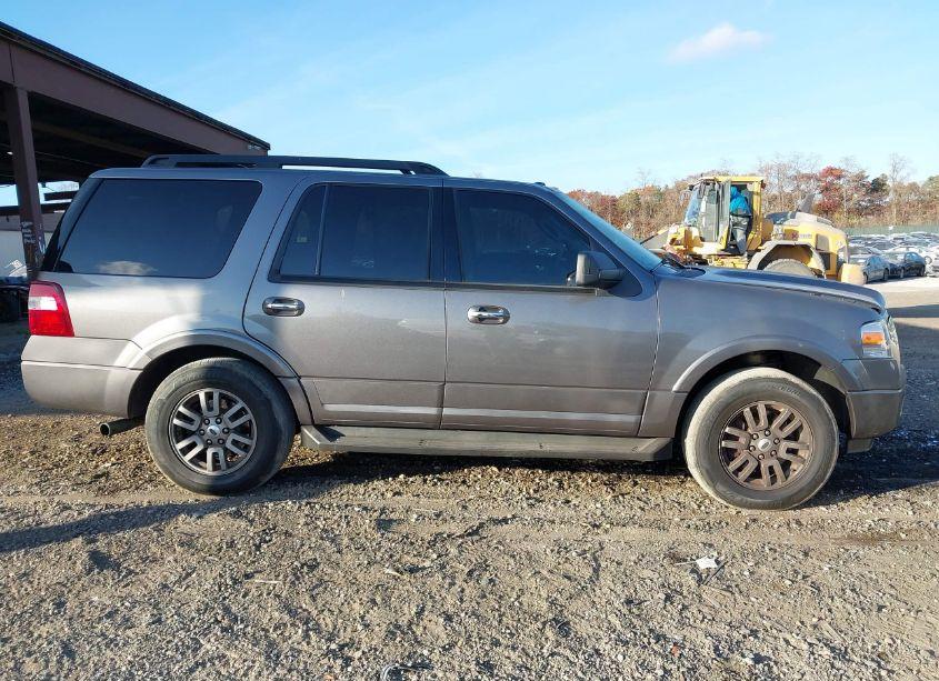 Photo 13 of 2012 Ford Expedition XLT (VIN 1FMJU1J58CEF48940)