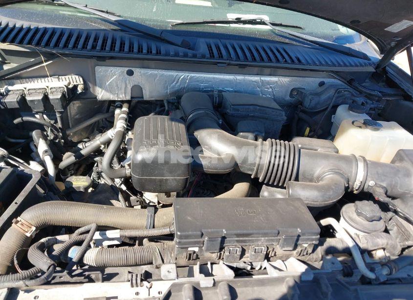 Photo 10 of 2014 Ford Expedition XLT (VIN 1FMJU1J58EEF02558)