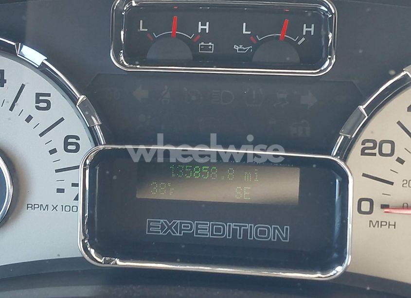 Photo 16 of 2014 Ford Expedition XLT (VIN 1FMJU1J58EEF02558)