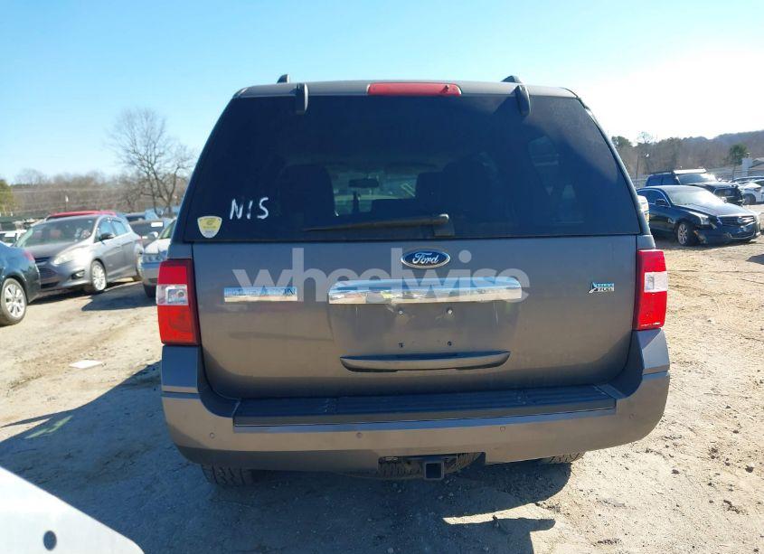 Photo 17 of 2014 Ford Expedition XLT (VIN 1FMJU1J58EEF02558)