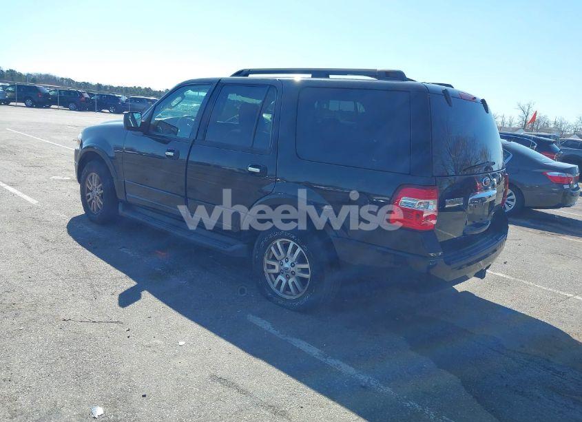 Photo 3 of 2012 Ford Expedition XLT (VIN 1FMJU1J59CEF60420)