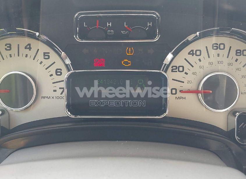 Photo 7 of 2012 Ford Expedition XLT (VIN 1FMJU1J59CEF60420)