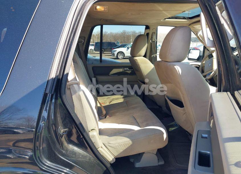 Photo 8 of 2012 Ford Expedition XLT (VIN 1FMJU1J59CEF60420)