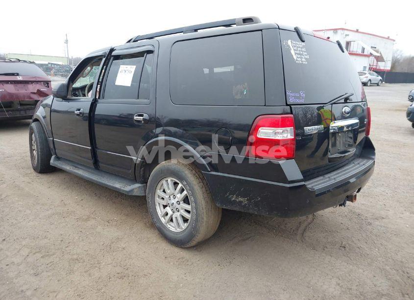 Photo 3 of 2014 Ford Expedition XLT (VIN 1FMJU1J59EEF05579)