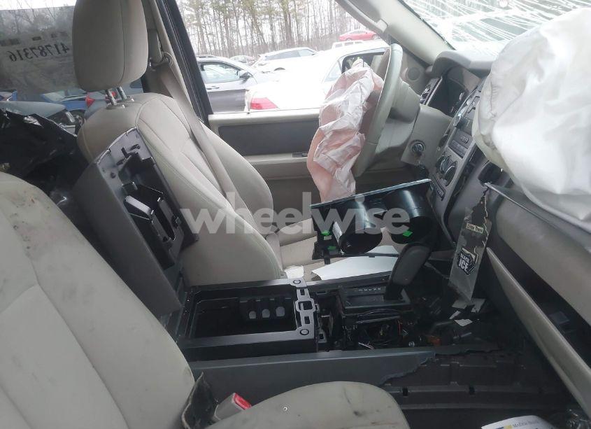 Photo 5 of 2014 Ford Expedition XLT (VIN 1FMJU1J59EEF05579)