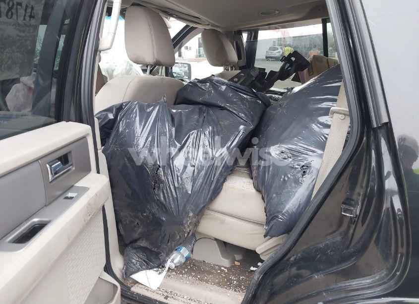 Photo 8 of 2014 Ford Expedition XLT (VIN 1FMJU1J59EEF05579)