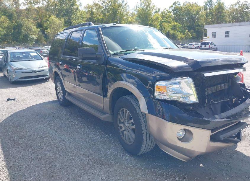 2014 Ford Expedition XLT (VIN 1FMJU1J59EEF39019) main photo