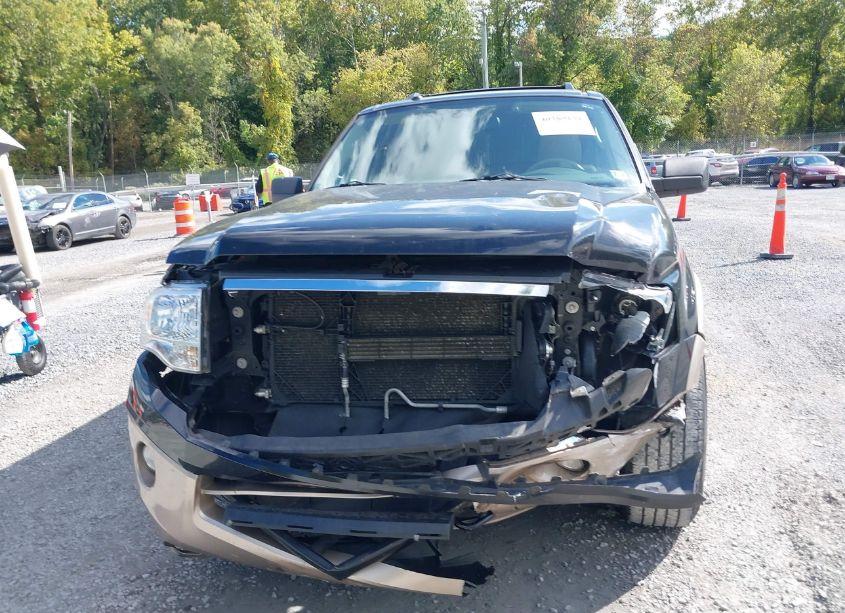 Photo 12 of 2014 Ford Expedition XLT (VIN 1FMJU1J59EEF39019)