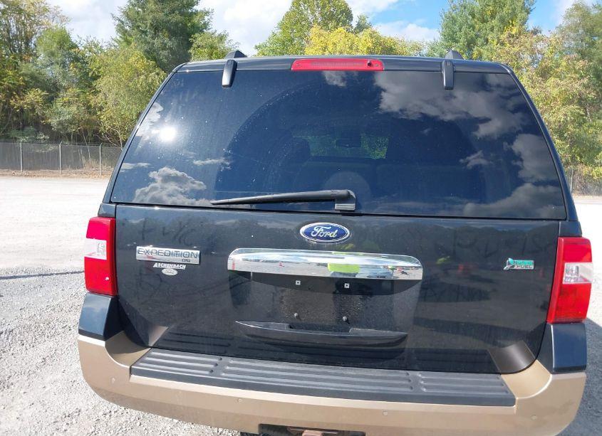 Photo 16 of 2014 Ford Expedition XLT (VIN 1FMJU1J59EEF39019)