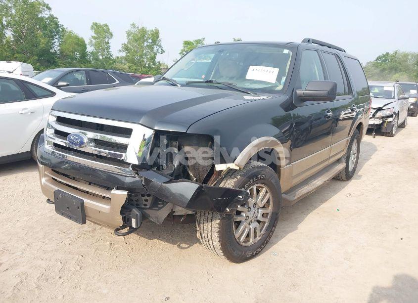 Photo 2 of 2011 Ford Expedition XLT (VIN 1FMJU1J5XBEF40689)