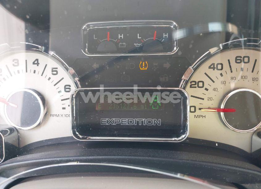 Photo 7 of 2011 Ford Expedition XLT (VIN 1FMJU1J5XBEF40689)