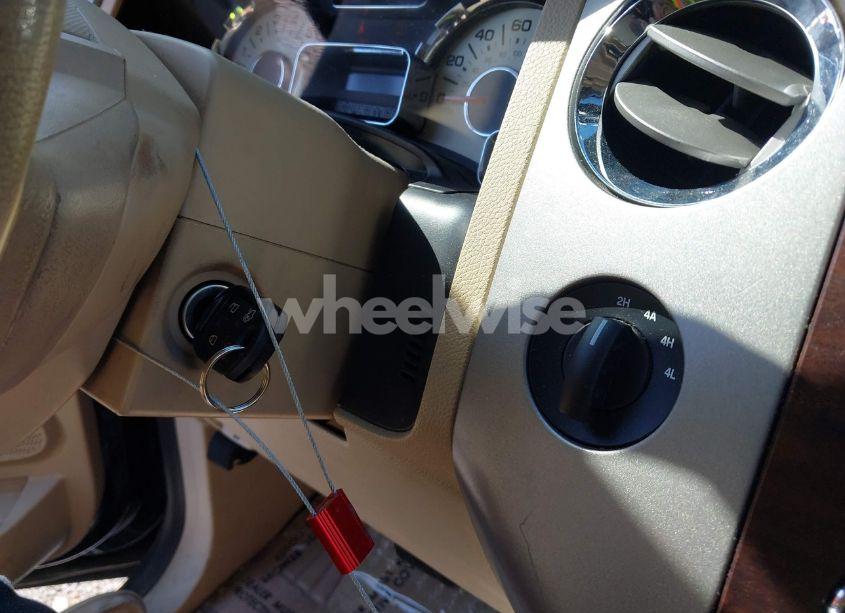 Photo 11 of 2012 Ford Expedition XLT (VIN 1FMJU1J5XCEF63648)