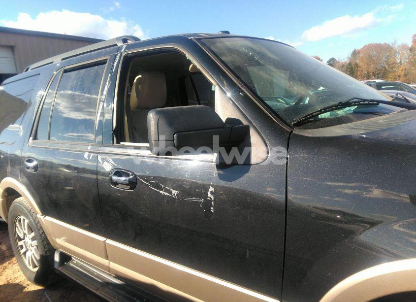 Photo 13 of 2014 Ford Expedition XLT (VIN 1FMJU1J5XEEF56721)