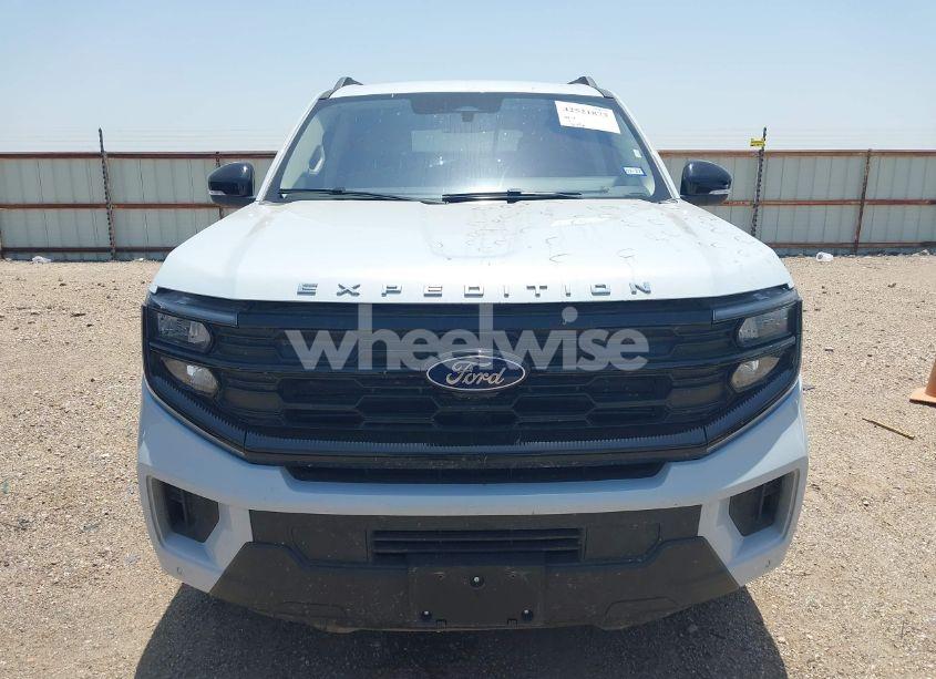 Photo 12 of 2025 Ford Expedition ACTIVE (VIN 1FMJU1J82SEA13238)