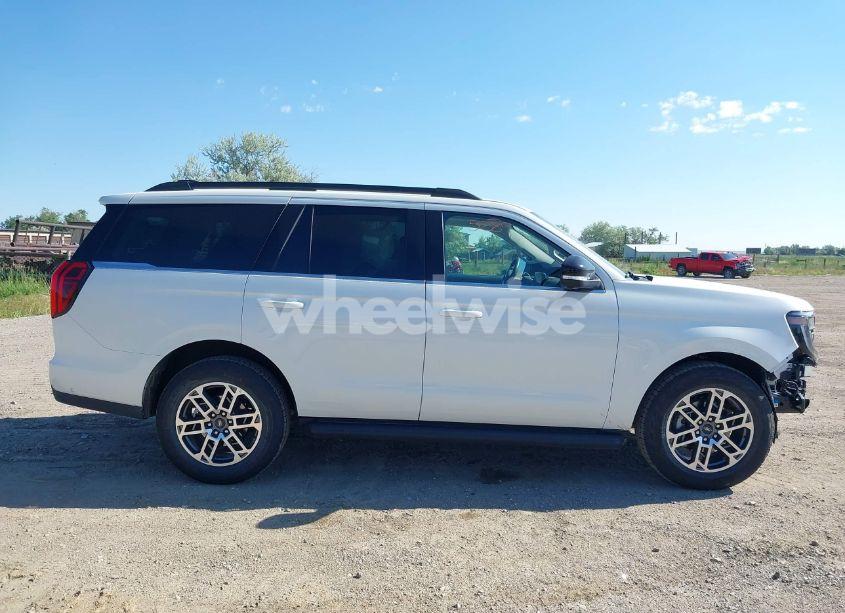 Photo 14 of 2025 Ford Expedition ACTIVE (VIN 1FMJU1J85SEA23004)