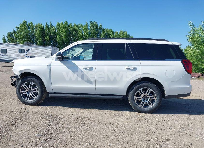 Photo 15 of 2025 Ford Expedition ACTIVE (VIN 1FMJU1J85SEA23004)