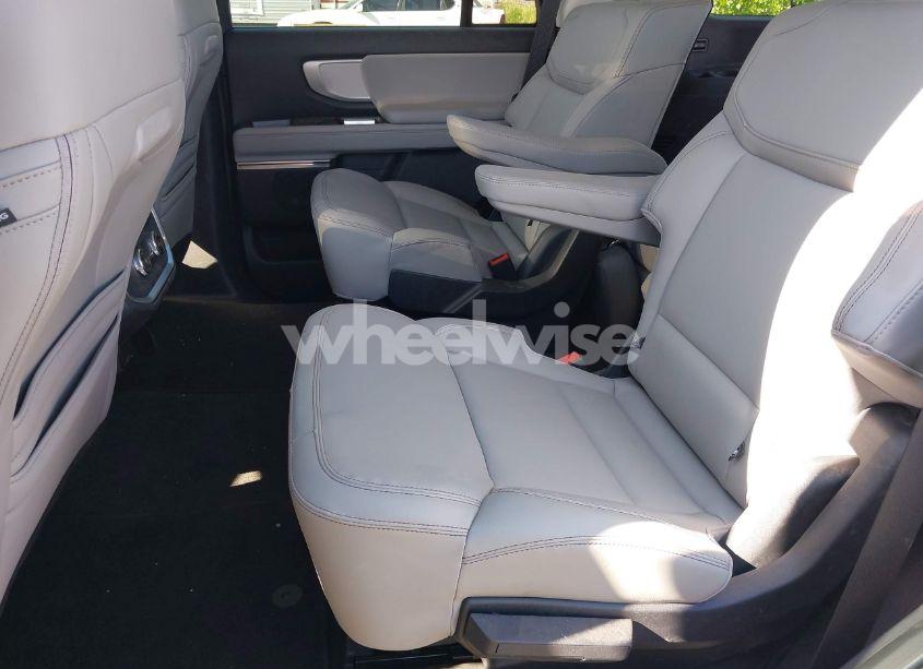 Photo 8 of 2025 Ford Expedition ACTIVE (VIN 1FMJU1J85SEA23004)