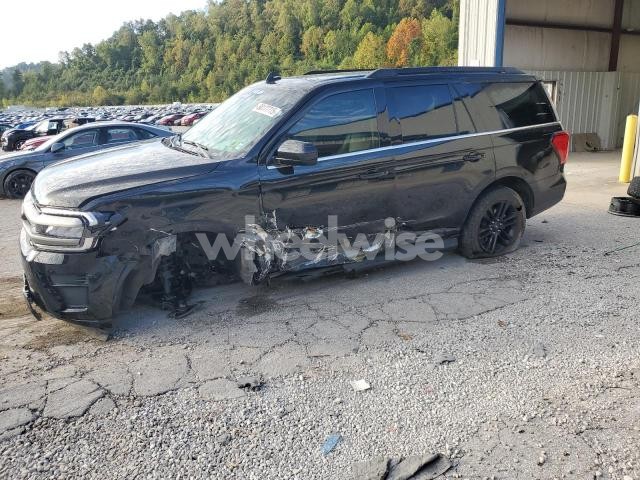Photo 3 of 2024 FORD EXPEDITION XLT (VIN 1FMJU1J86REA15343)