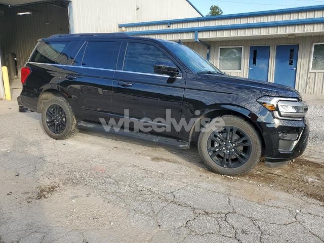 Photo 7 of 2024 FORD EXPEDITION XLT (VIN 1FMJU1J86REA15343)