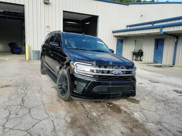 Photo 8 of 2024 FORD EXPEDITION XLT (VIN 1FMJU1J86REA15343)