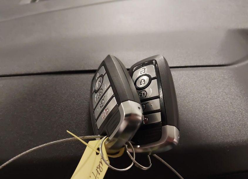 Photo 11 of 2023 Ford Expedition XLT (VIN 1FMJU1J87PEA09337)