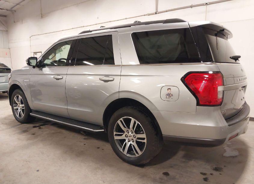 Photo 15 of 2023 Ford Expedition XLT (VIN 1FMJU1J87PEA09337)