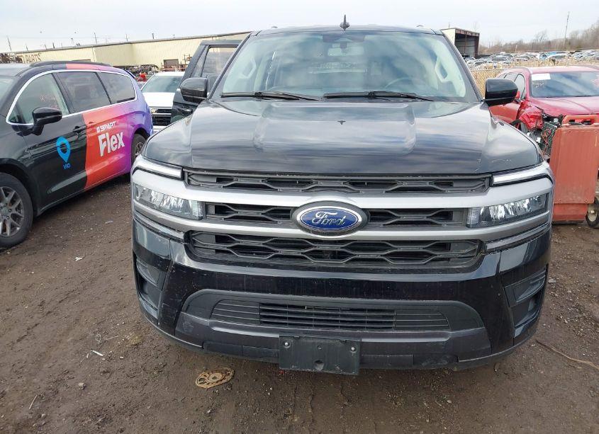 Photo 13 of 2024 Ford Expedition XLT (VIN 1FMJU1J87REA42227)
