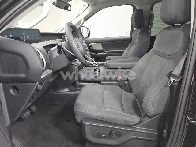 Photo 14 of 2025 FORD EXPEDITION ACTIVE N/A (VIN 1FMJU1J88SEA48561)