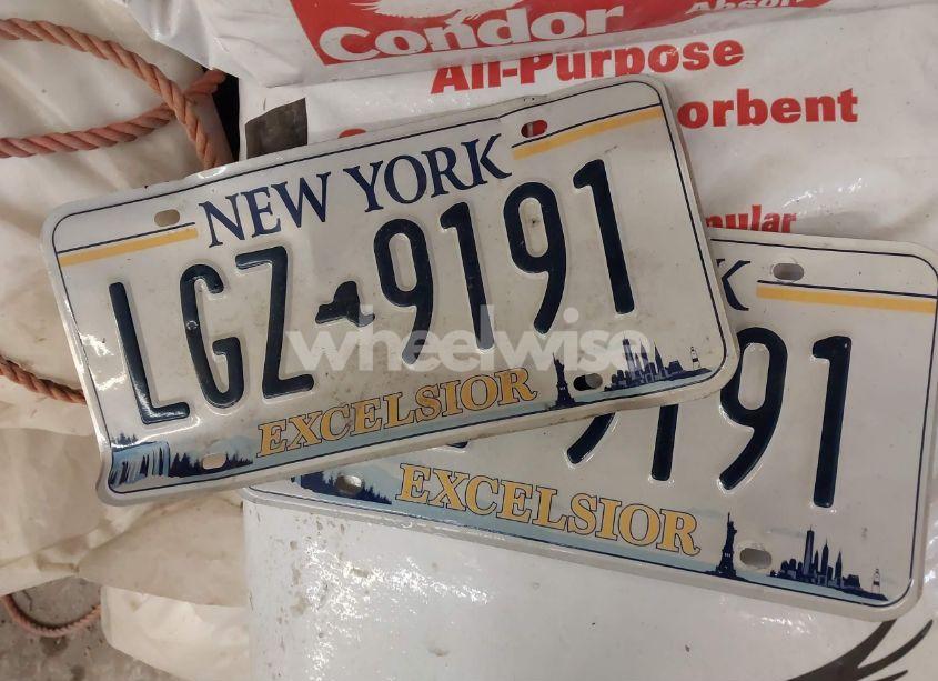 Photo 16 of 2024 Ford Expedition XLT (VIN 1FMJU1J89REA18589)